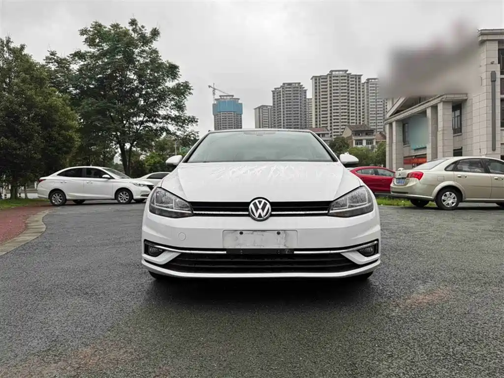 Volkswagen Golf 2020