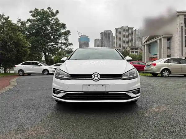 Volkswagen Golf 2020