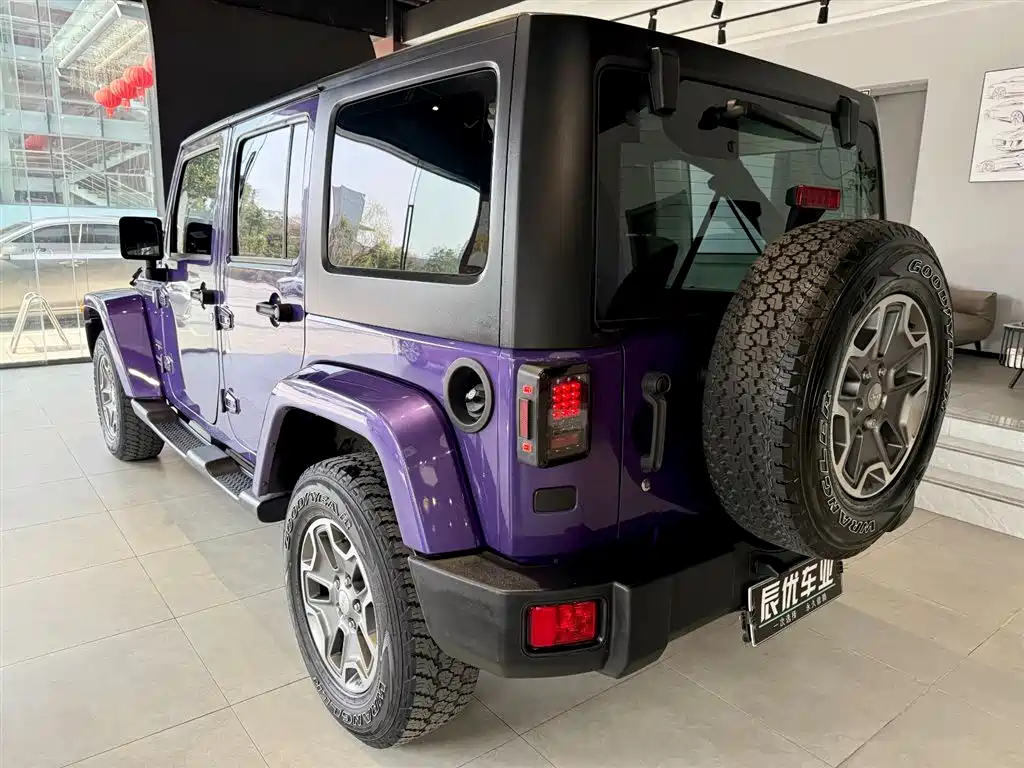 Jeep Wrangler 2017 — фото 5