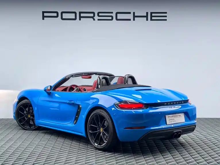 Porsche 718 2025 — фото 6