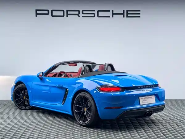 Porsche 718 2025