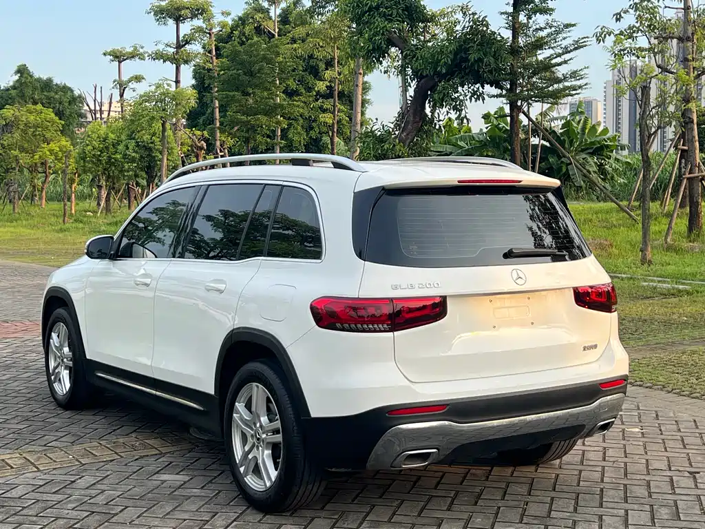 Mercedes-Benz GLB 2023 — фото 16