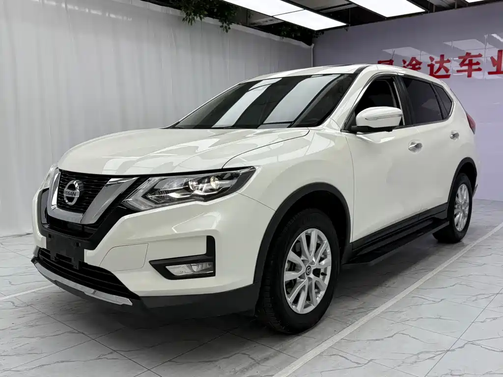 Nissan X-Trail 2022 — фото 1