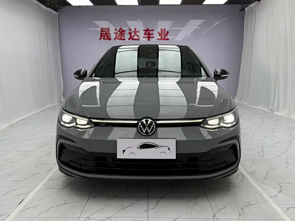 Volkswagen Golf 2022