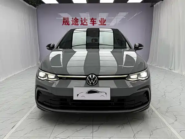 Volkswagen Golf 2022