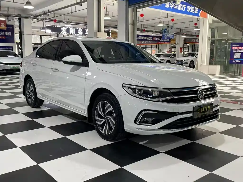 Volkswagen Bora 2023