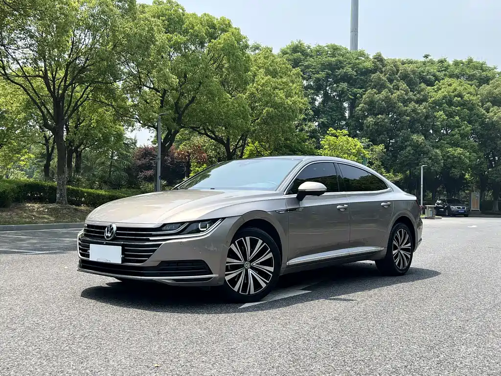Volkswagen CC 2020 — фото 1