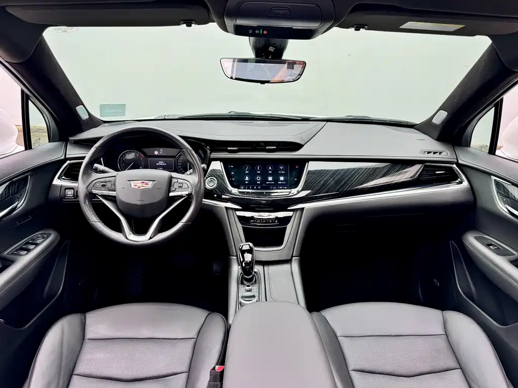 Cadillac XT6 2020 — фото 13