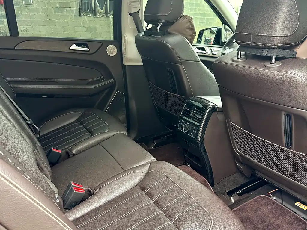 Mercedes-Benz GLS 2016 — фото 11