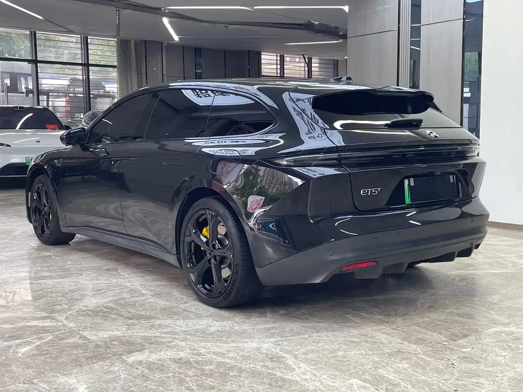 NIO ET5T 2024