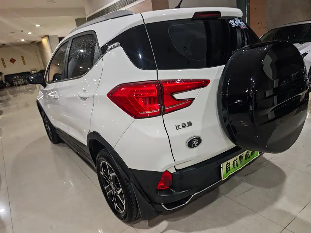 BYD Yuan Pro 2021 — фото 8