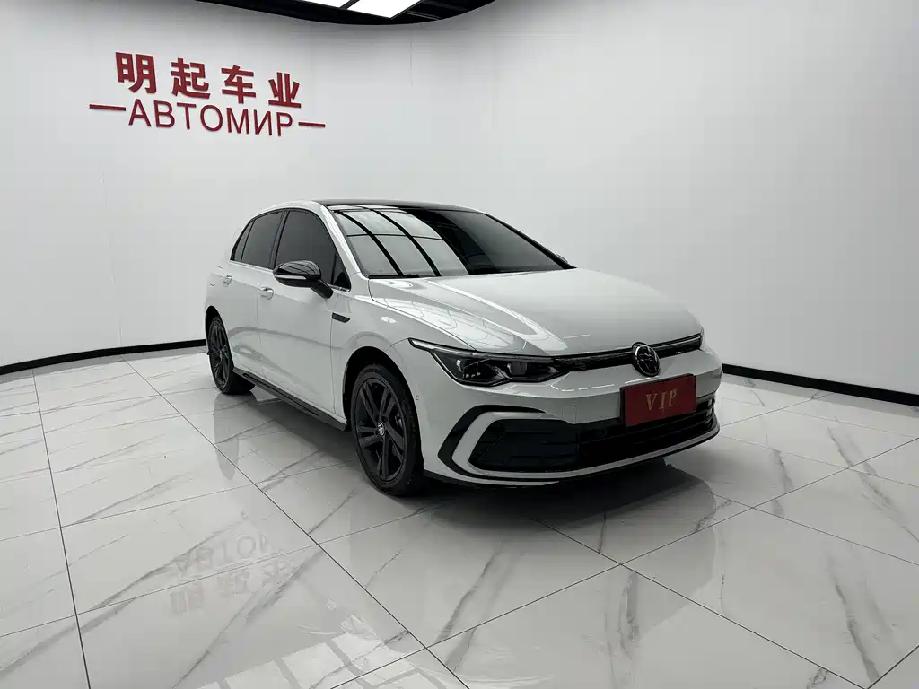 Volkswagen Golf 2023