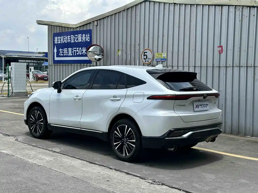 Toyota Venza 2024
