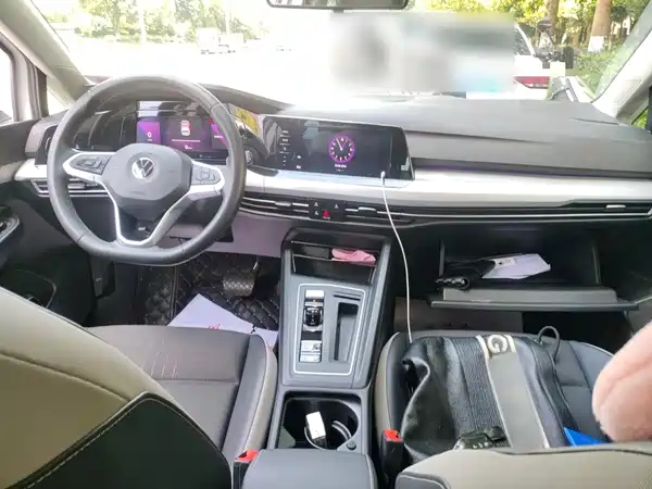 Volkswagen Golf 2022