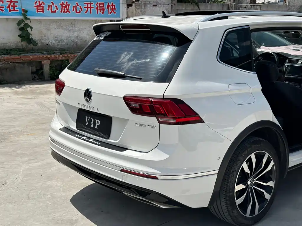 Volkswagen Tiguan L 2021 — фото 20