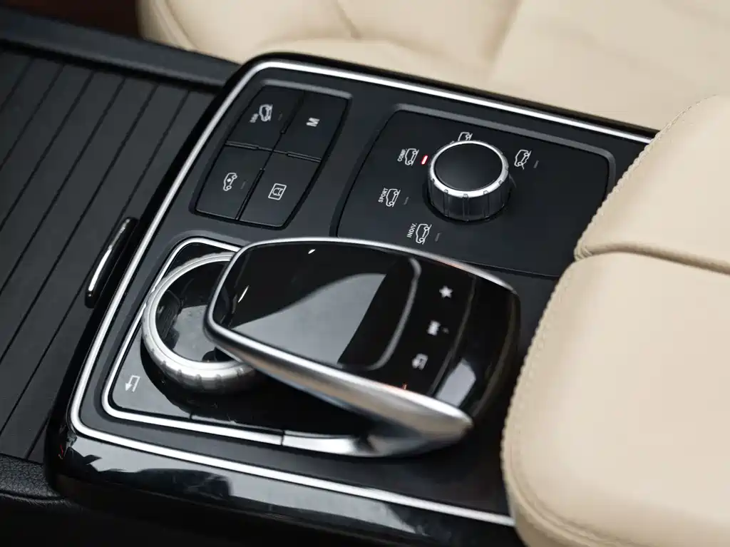 Mercedes-Benz GLS 2019 — фото 8