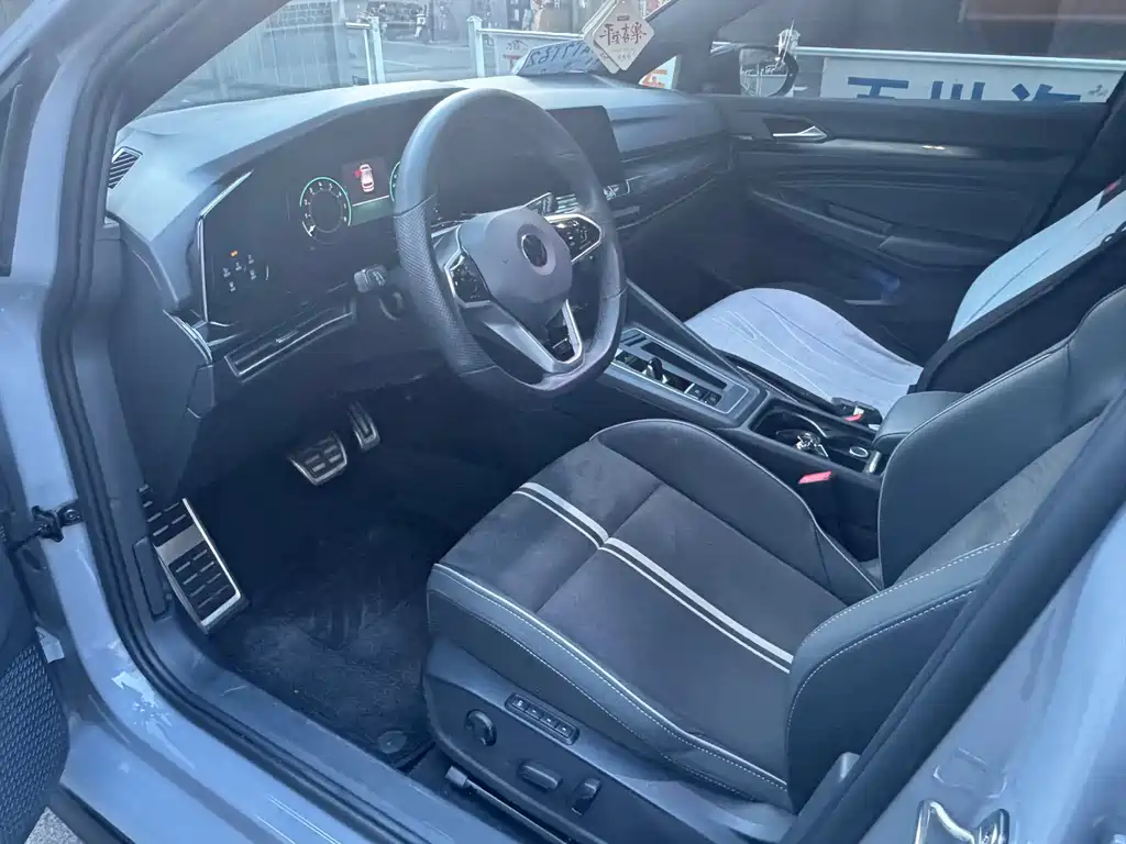 Volkswagen Golf 2022