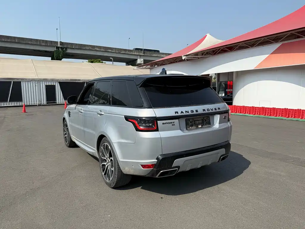 Land Rover Sport 2022 — фото 9