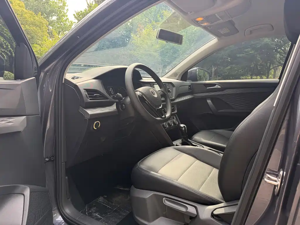Volkswagen Tharu 2019