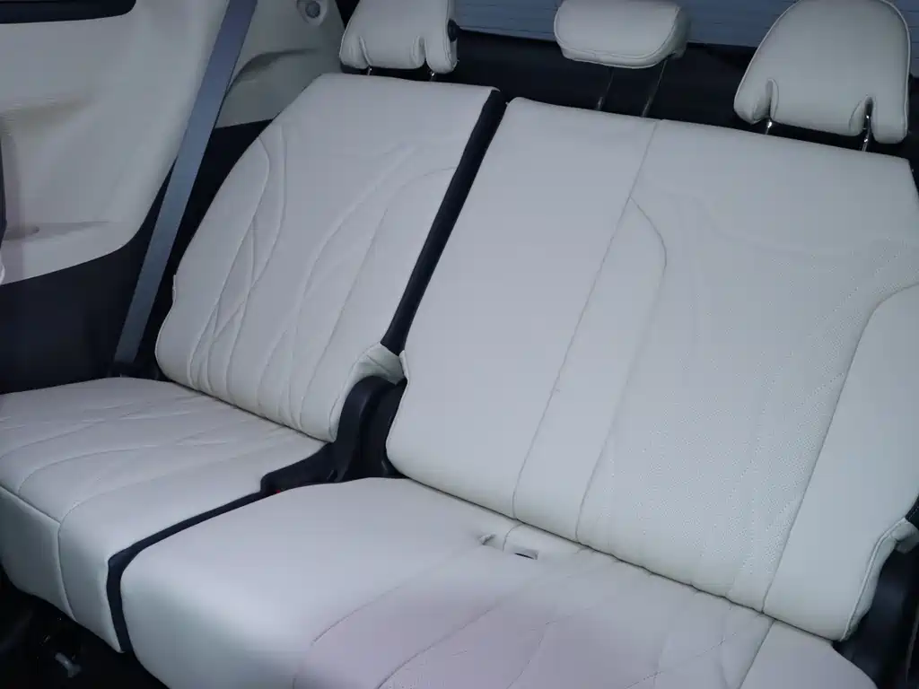 Toyota Sienna 2025 — фото 17