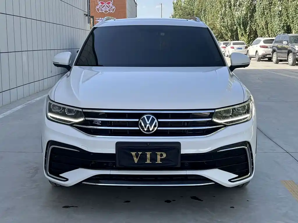 Volkswagen Tiguan L 2023