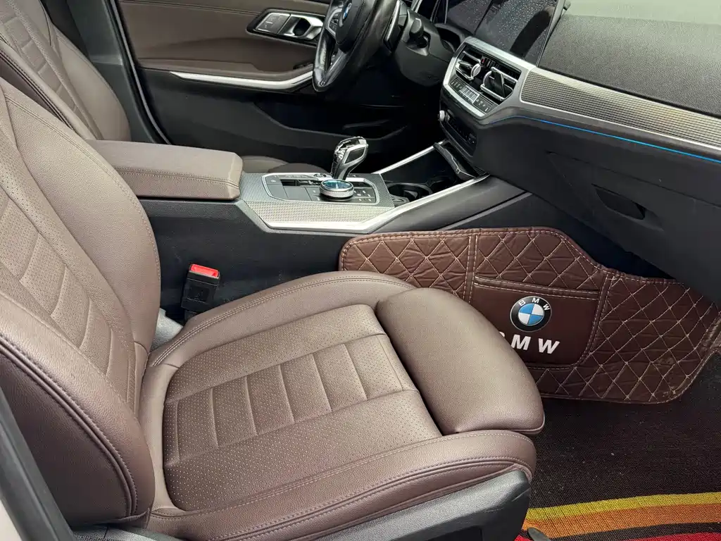 BMW 3 Series 2020 — фото 17