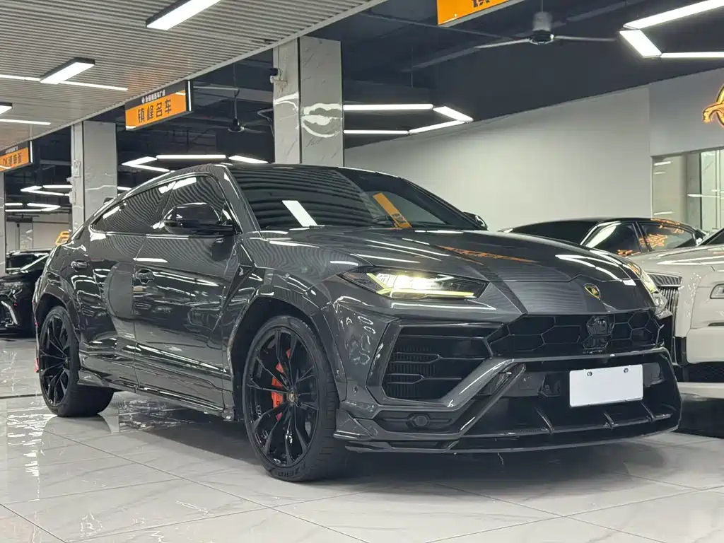 Lamborghini Urus 2020 — фото 2