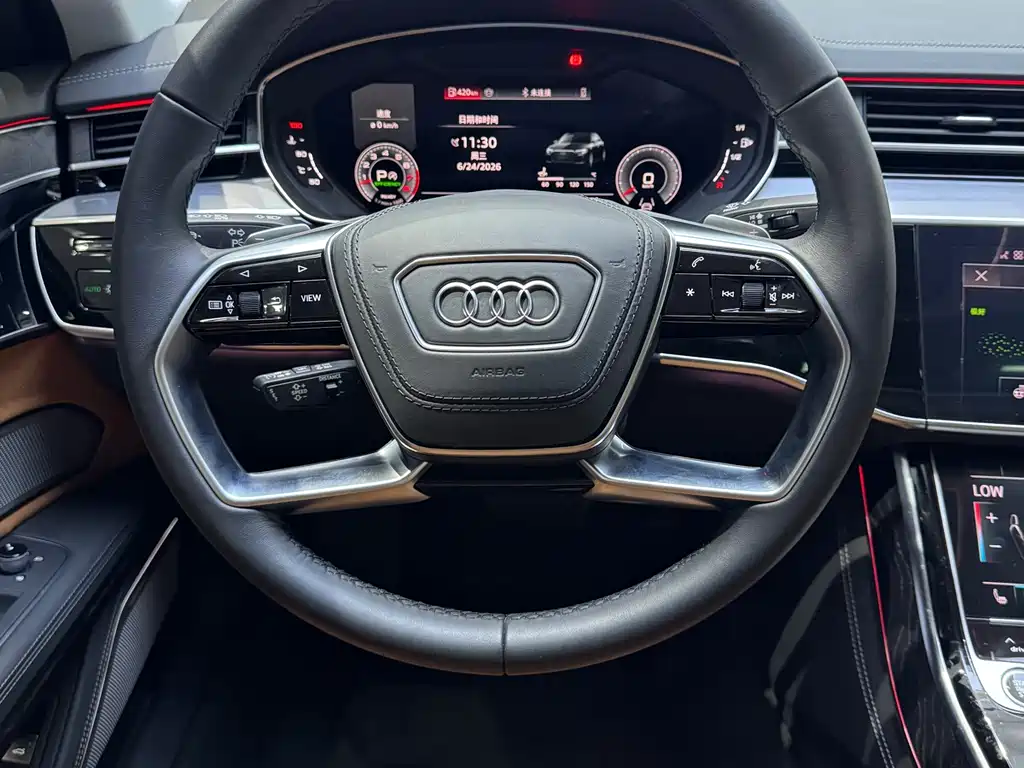 Audi A8 2025 — фото 10