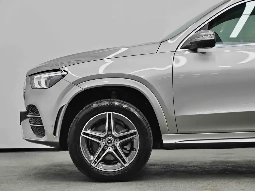 Mercedes-Benz GLE 2019 — фото 17