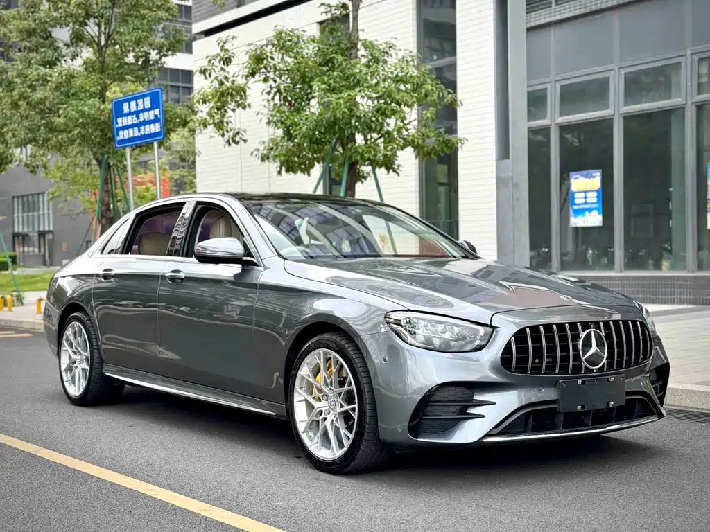 Mercedes-Benz E-Class 2021