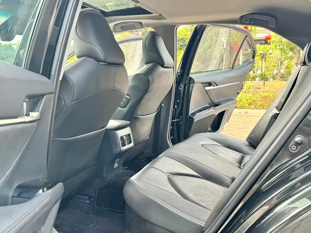 Toyota Camry 2022