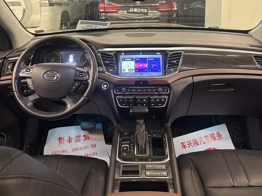 GAC Motor Trumpchi GS8 2017 — фото 11