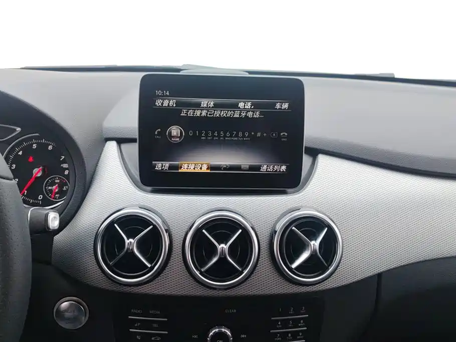 Mercedes-Benz B-Class 2018 — фото 13