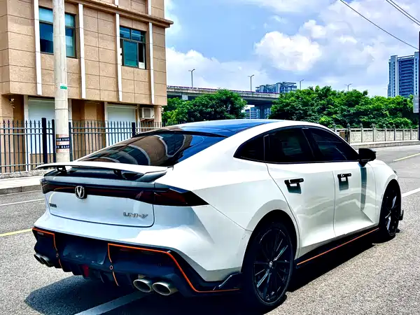 Changan UNI-V 2024