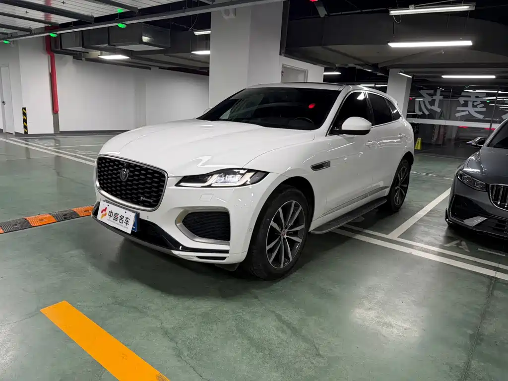 Jaguar F-PACE 2021