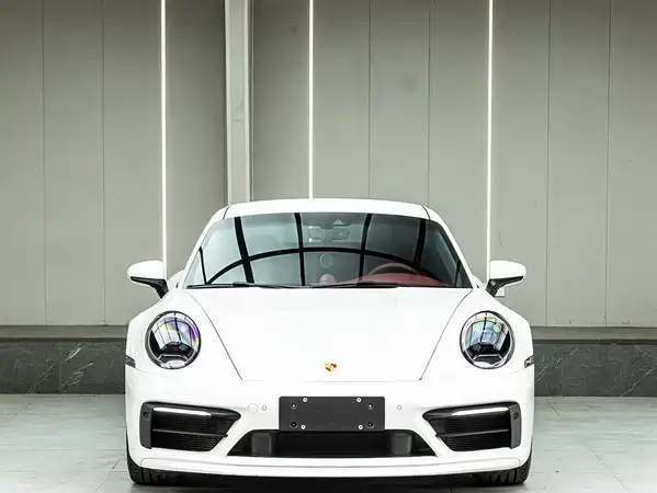 Porsche 911 2023