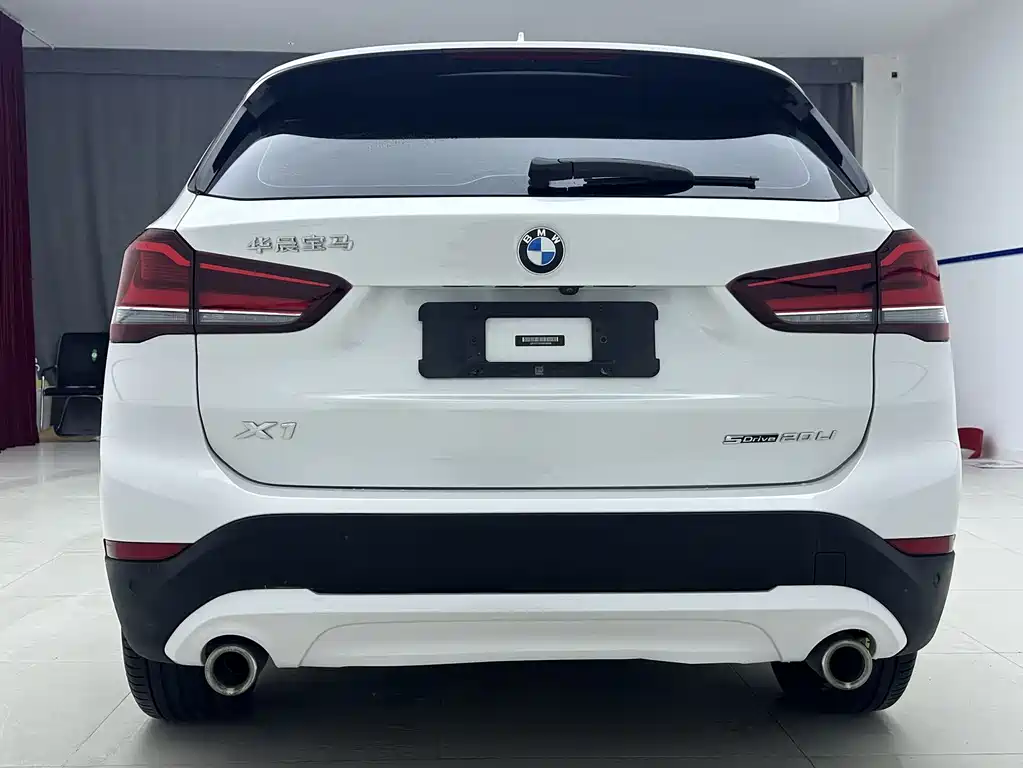 BMW X1 2021 — фото 5