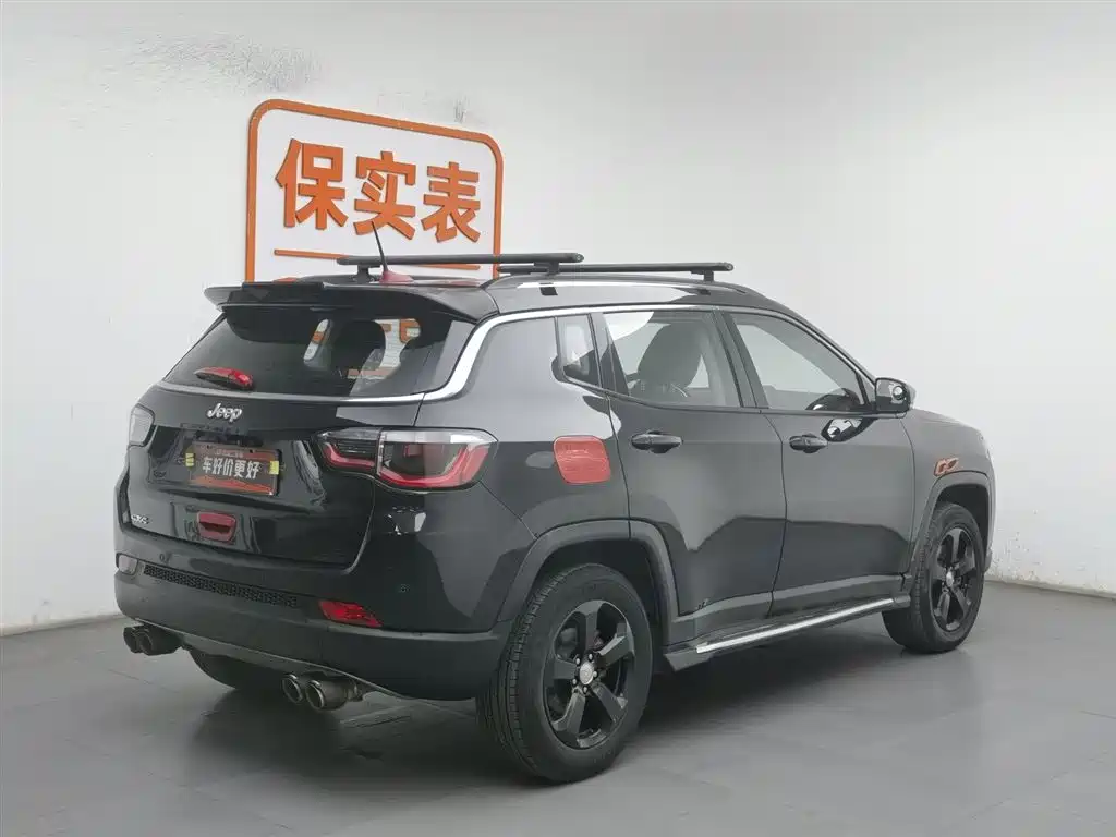 Jeep Compass 2019 — фото 2