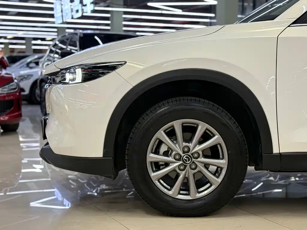 Mazda CX-5 2025