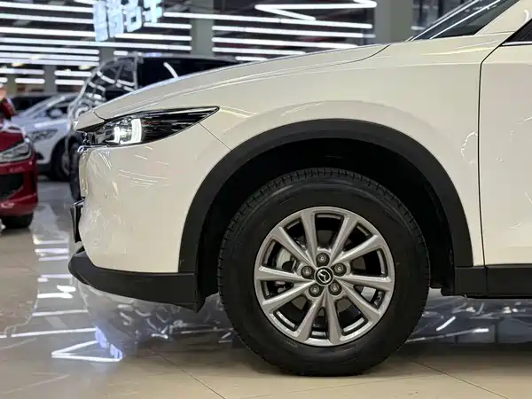 Mazda CX-5 2025