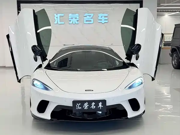 McLaren GT 2022