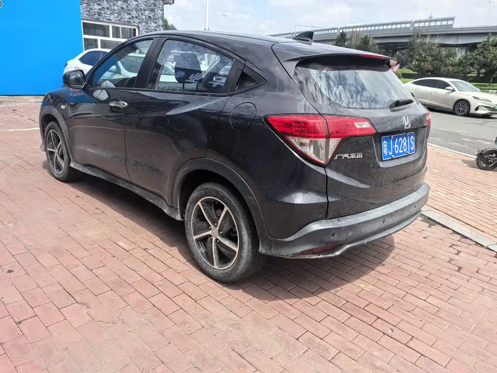 Honda Vezel 2022 — фото 11