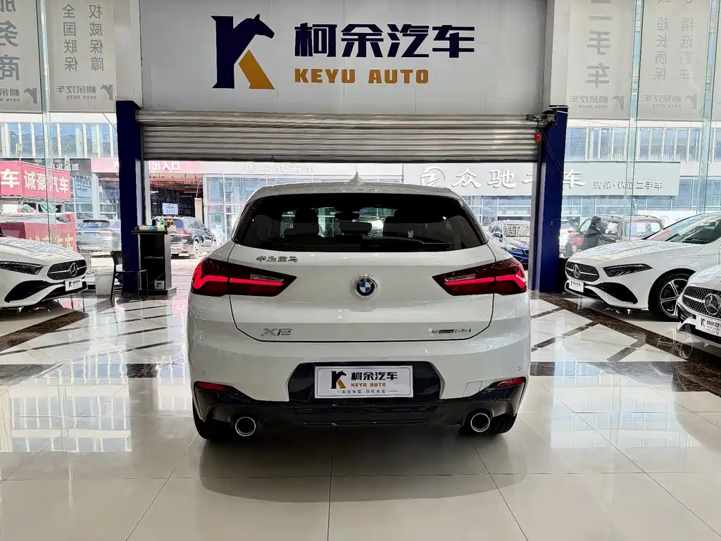 BMW X2 2022 — фото 20
