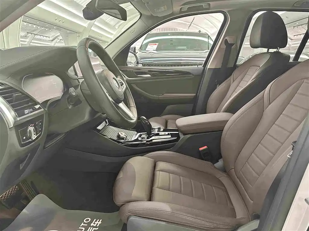 BMW X3 2021 — фото 11