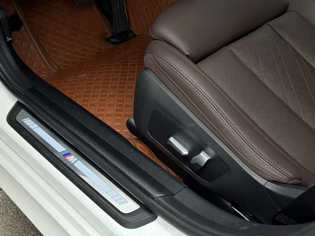 BMW 3 Series 2022 — фото 14