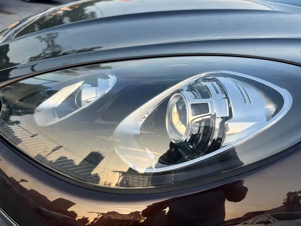 Porsche Macan 2015 — фото 14