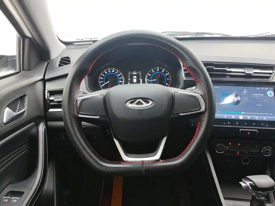 Chery Tiggo 3x 2025 — фото 15