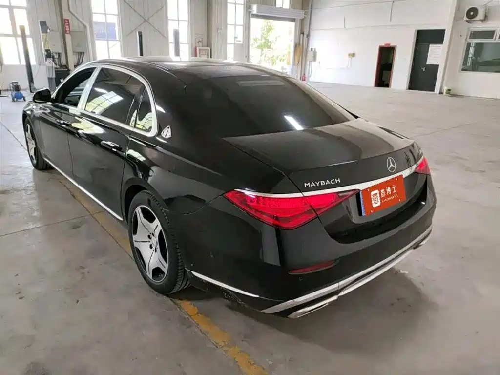 Mercedes-Benz Maybach S-Class 2024