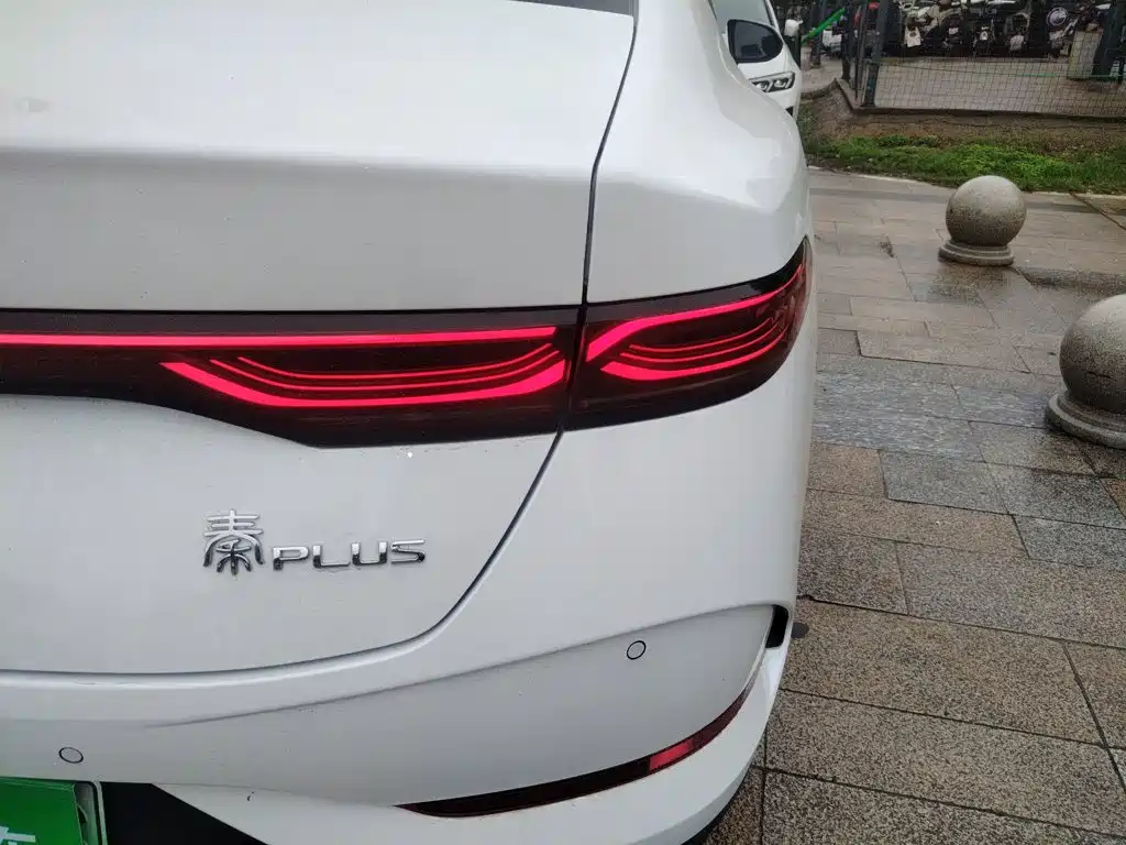 BYD Qin PLUS 2025 — фото 25