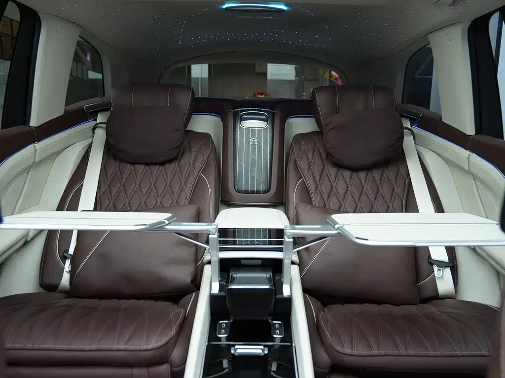 Mercedes-Benz GLS — фото 25